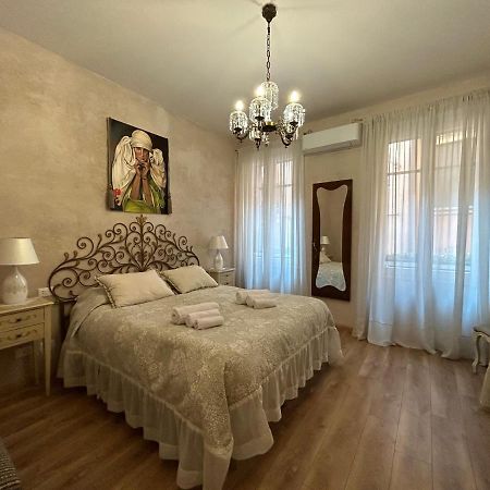 Sofia Rooms ヴェローナ エクステリア 写真
