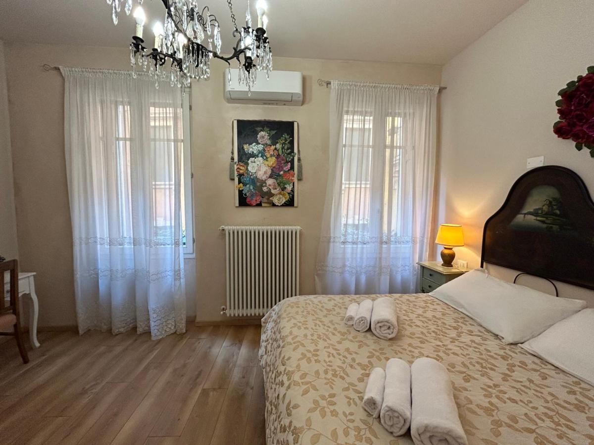 Sofia Rooms ヴェローナ エクステリア 写真